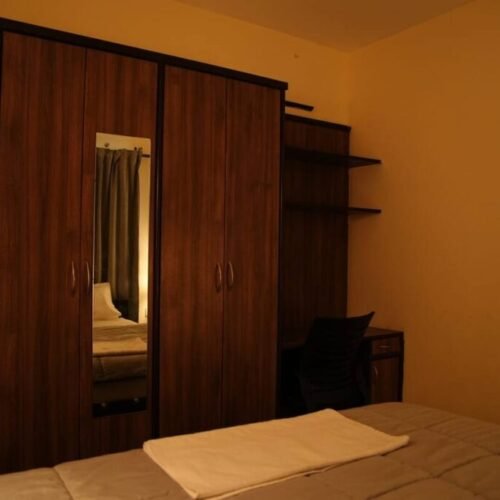 This is teh property details of Snooze Living, short term rentals serving in Bangalore, Kochi and Kozhikode. The photo describes the property in Yeshwantpur, Bangalore- Azure by Snooze living